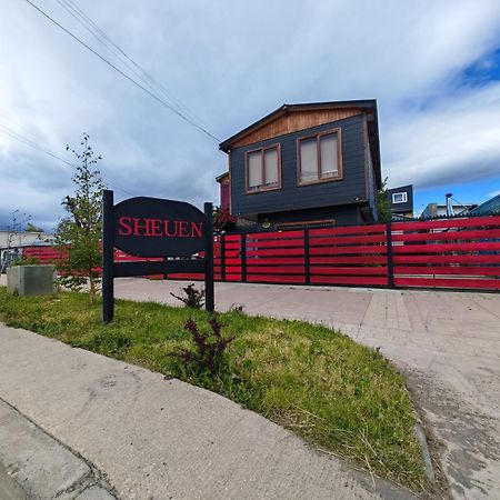 Sheuen Patagonia Vandrarhem Puerto Natales Exteriör bild
